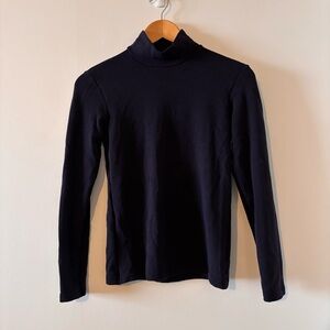 Uniqlo Heattech Ultra Warm Turtleneck Long Sleeve Shirt